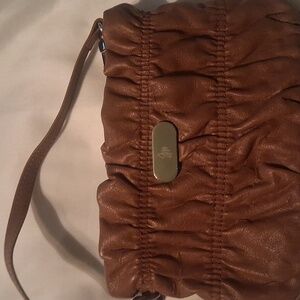 Clearence From $60 JM Collection Brown Wristlet Clutch Nwot